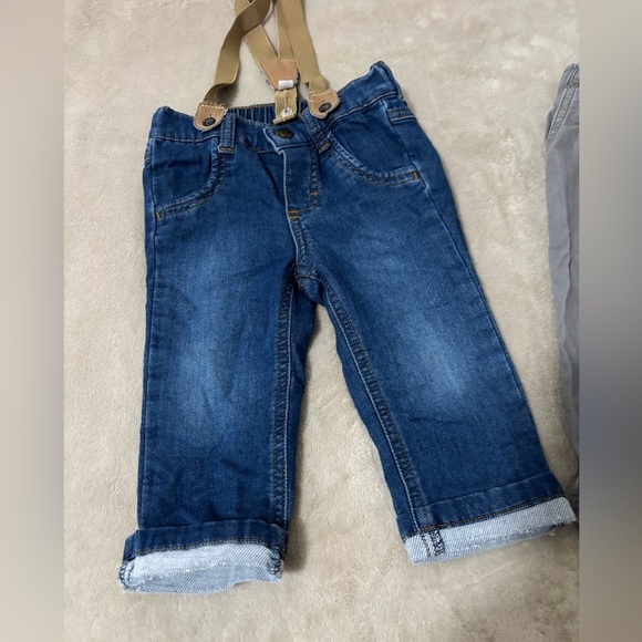 Bundle of 7️⃣ Baby Boy Clothing Set - Blue and Beige Size 12M - Picture 3 of 6